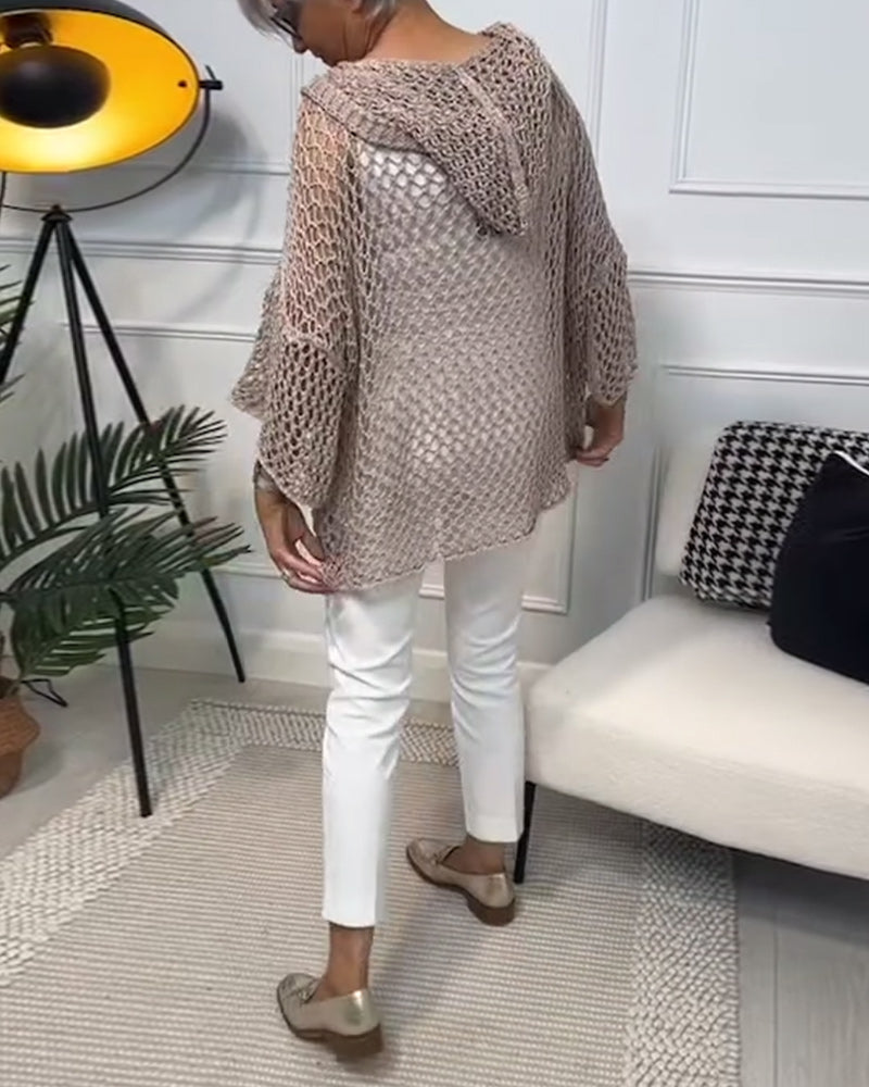 Pull à capuche uni à découpes étoiles